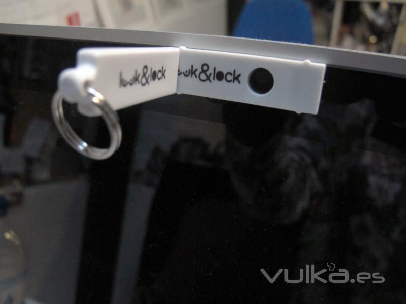 imagen de un lokkandlock ya instalado y con la llave para abrirlo