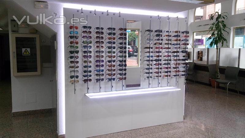 Indoormobel Panel expositor de gafas