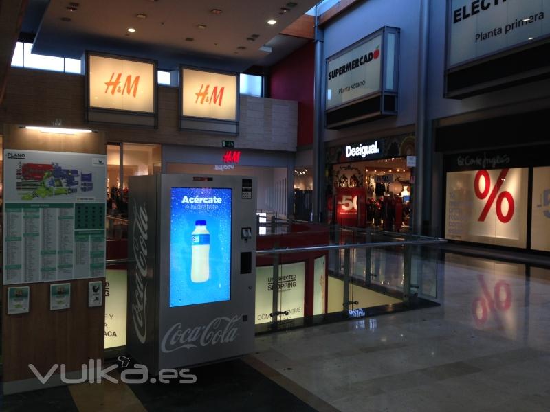 Smart Vending de InnovaPos en CC Parquesur