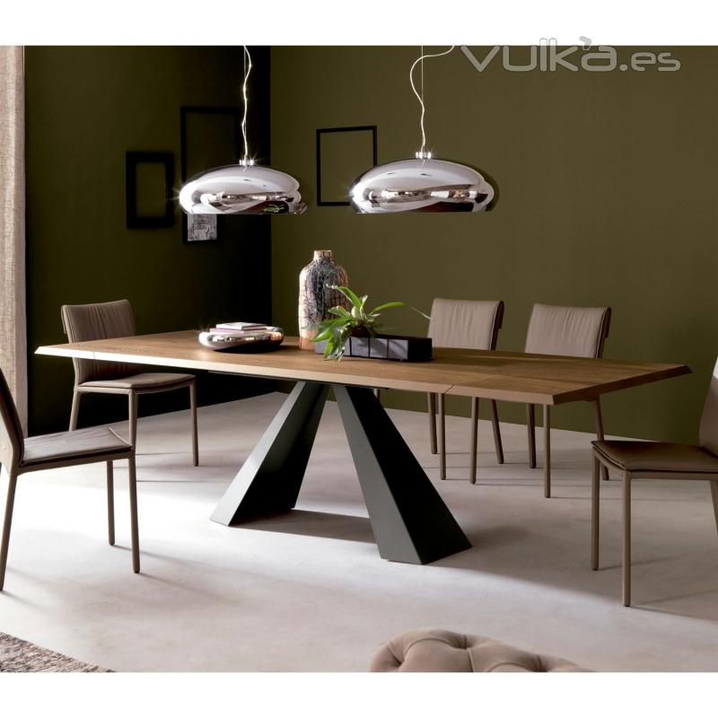 Mesa de comedor Eliot Wood de Cattelan Italia