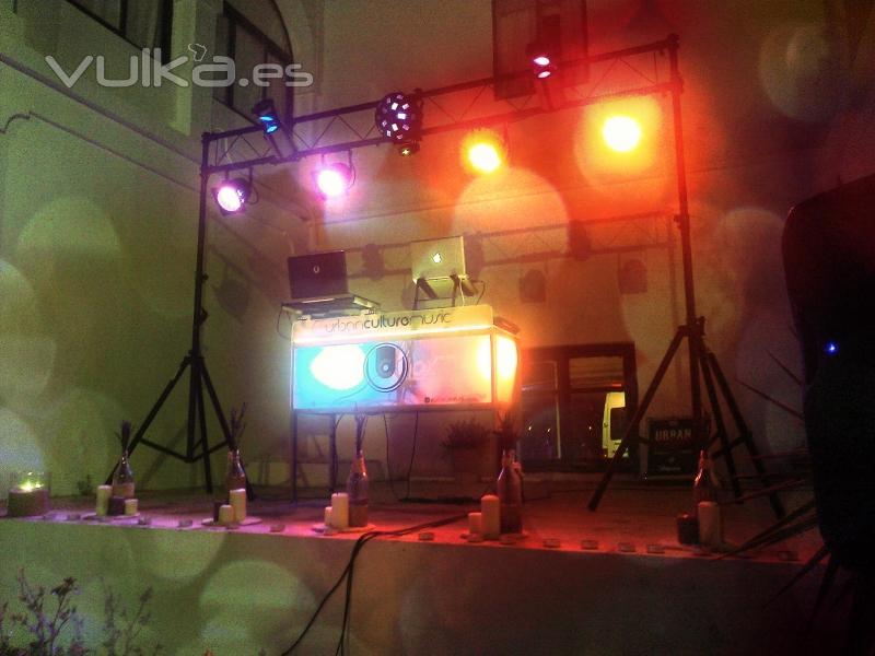 Alquiler Equipo de Sonido e Iluminación para Bodas, Comuniones y Eventos Cádiz