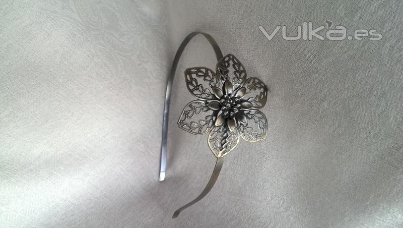 Diadema en bronce para cualquier evento