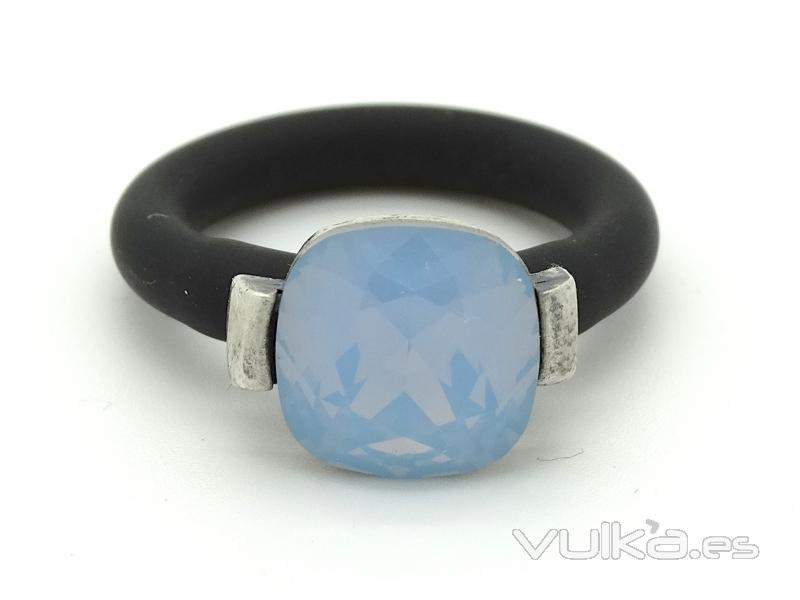 Anillo ajustable caucho con cristal Swarovski Azul Opal.