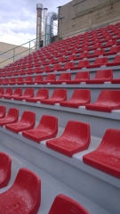 Pavimento elastico en gradas