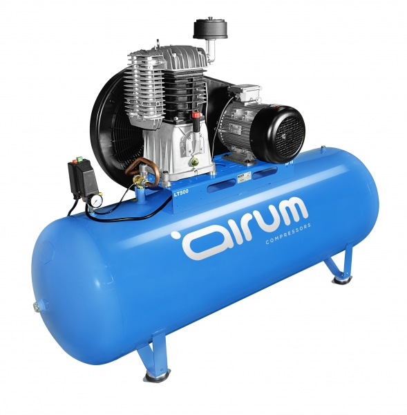 compresores de piston de 10hp 500lts gama Airum de Nuair