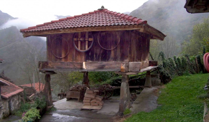 tejados horreos asturias