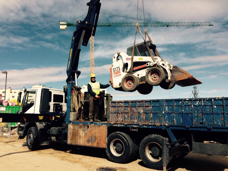 Gruas y transportes Daniel Pea Gonzalez