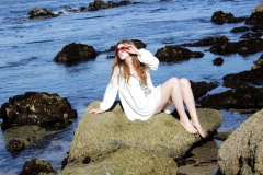 blogger catching the sun con maxi blusa estilo étnico en color blanco de Magode
