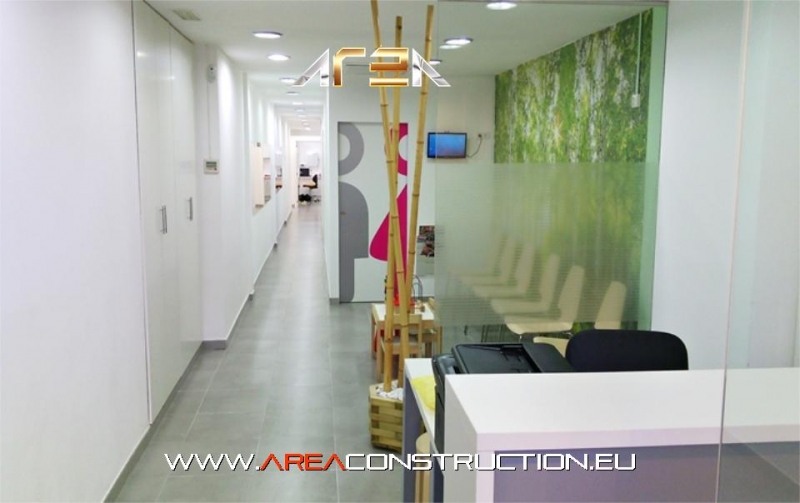 Sala espera, reforma Clnica Broch Dental, por Area Construction Technology, Barcelona