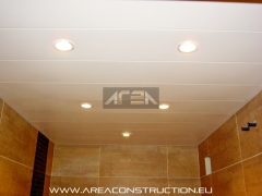 Instalacin falso techo aluminio, reforma bao barcelona. area construction technology