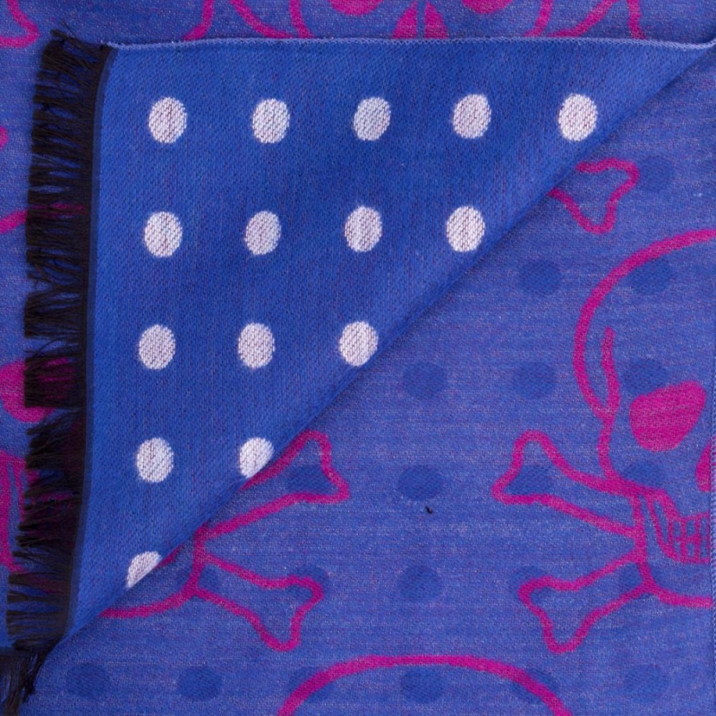 bufanda azul calaveras