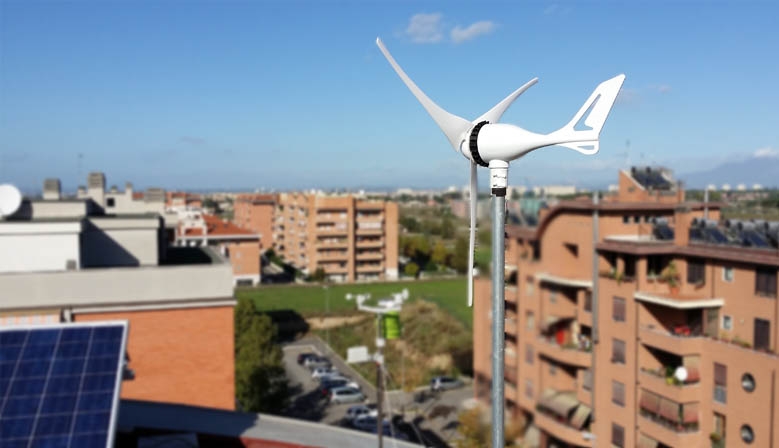 Mini-aerogeneradores. Perfectos para hibridar su instalacion fotovoltaica.