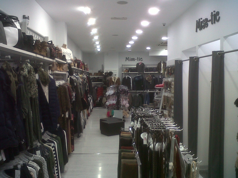 Interior de local comercial en calle La Estacin de Miranda de Ebro Burgos