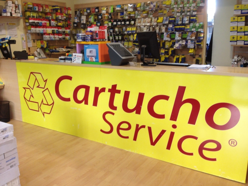 Tienda Cartucho Service Badajoz - Foto mostrador