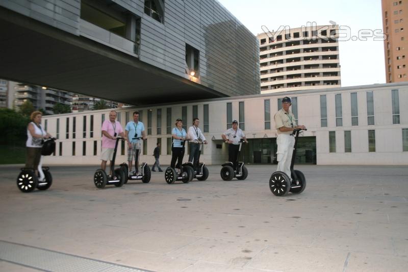 Tour guiado en Segways Ciudad de Benidorm