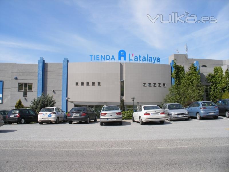 Tienda L´Atalaya, en Padul (Granada)