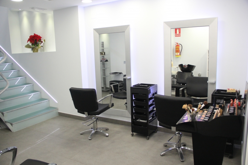 PLATTINO PELUQUERIA Y ESTETICA