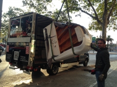 Traslado de piano de cola con grua