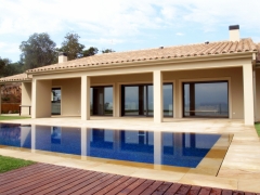 Construccion casa aislada begur
