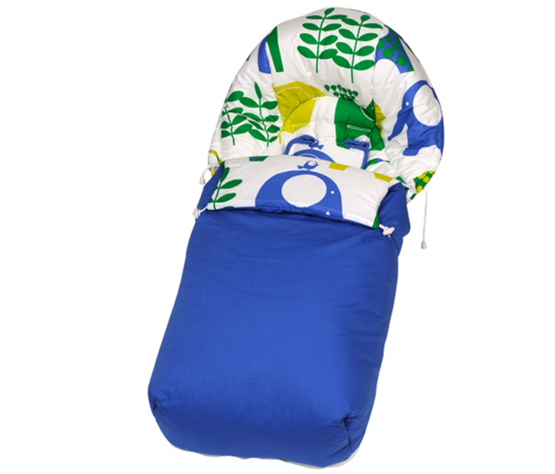 Saco para silla de paseo de bebés Pipper India, elefantes azules y verdes. De Sal de Cocó.