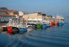Foto del puerto pesquero de san vicente de la barquera
