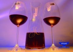 Juego de vino grabado
