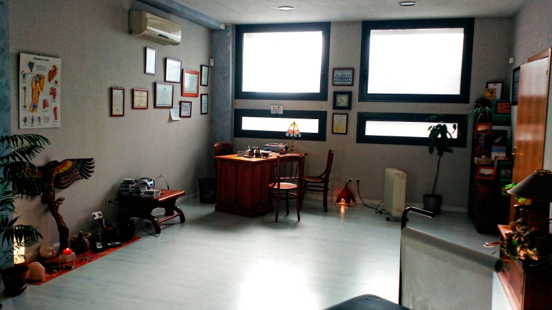 Sala de tratamientos de nuestra clnica de fisioterapia en Gijon