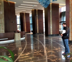 Revestimiento de suelos y paredes en marmol flame towers(azerbaijan)
