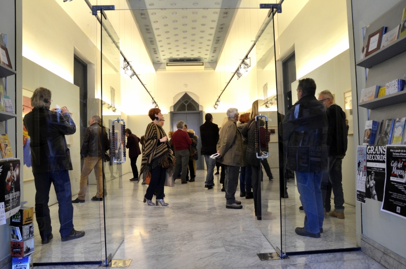 Ars Creàtio 4rt. Enmarcador,  patrocina exposiciones y otros eventos culturales en Lleida.