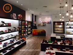 Interiorismo comercial.calzados milpies centro comercial almenara. scalaimgen.com
