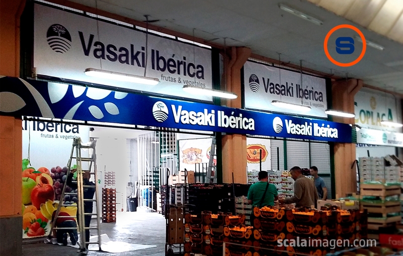 Rótulo corpóreo montado por ScalaImagen.com para Vasaki Iberica en Mercamurcia