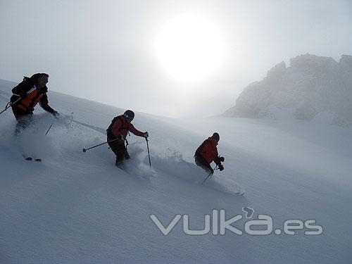 PIRINEO SUR - MONTAAS DE SENSACIONES