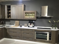 Cocina en madera de roble