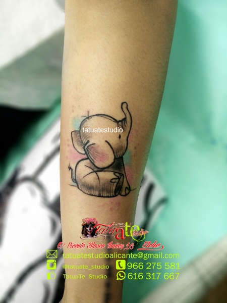 Sketching elefant watercolor tattoo Tatuate studio