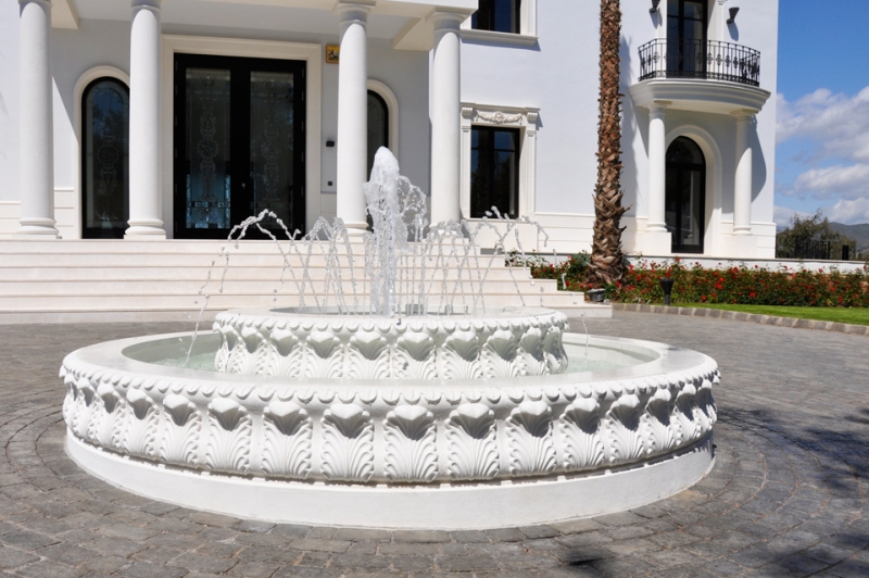 Fuente de piedra
