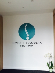Hevia y Pesquera fisioterapia - Foto 5