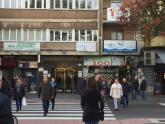 Paseo canalejas nº 6, frente al parque de la alamedilla
