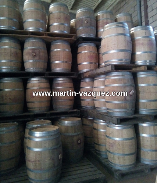 Wine barrels; whisky barrels