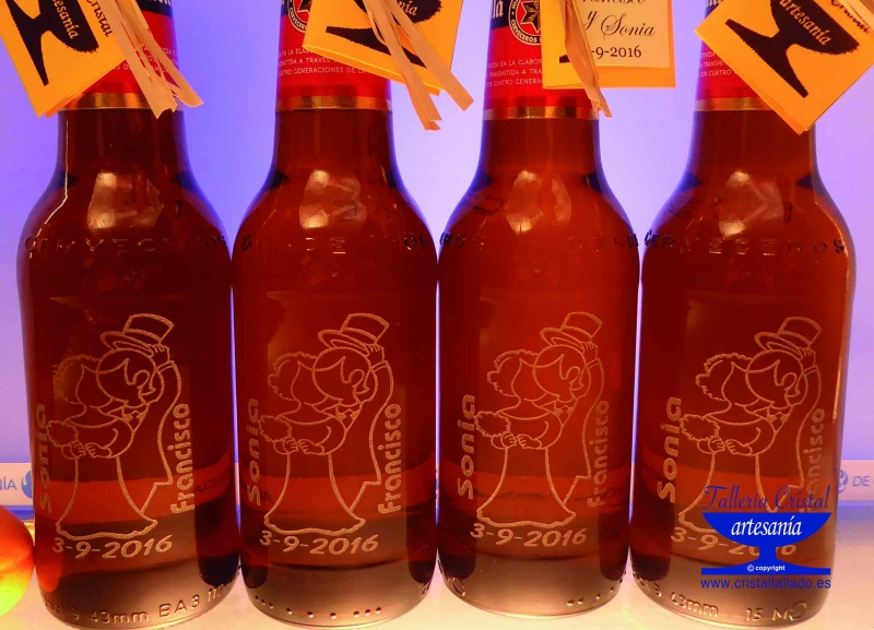 grabar cervezas para bodas.