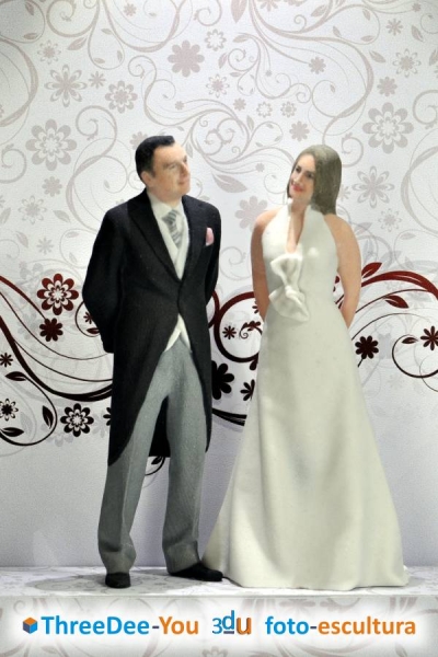 Figuras personalizadas para tarta de boda y comunin - ThreeDee-You Foto-Escultura 3d-u