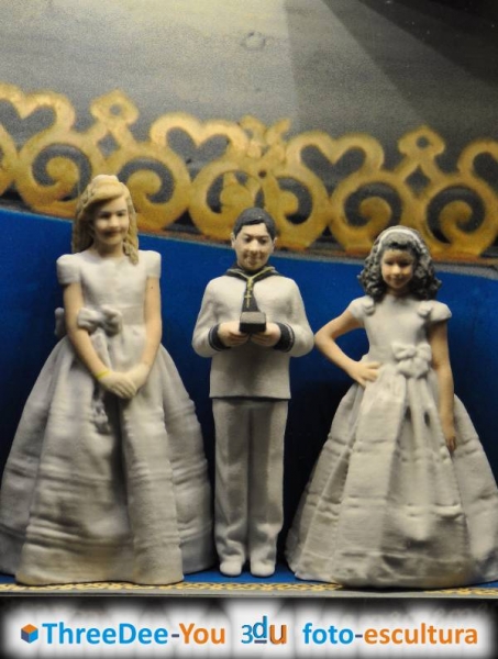 Figuras personalizadas para tarta de boda y comunión - ThreeDee-You Foto-Escultura 3d-u