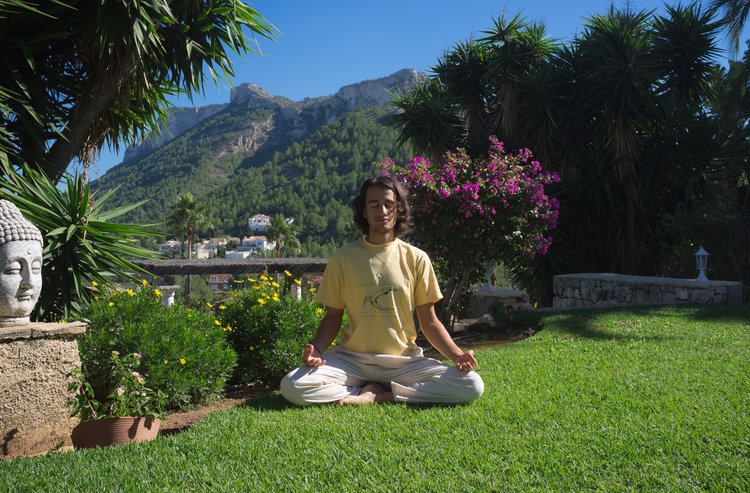 meditacion en casa ananda