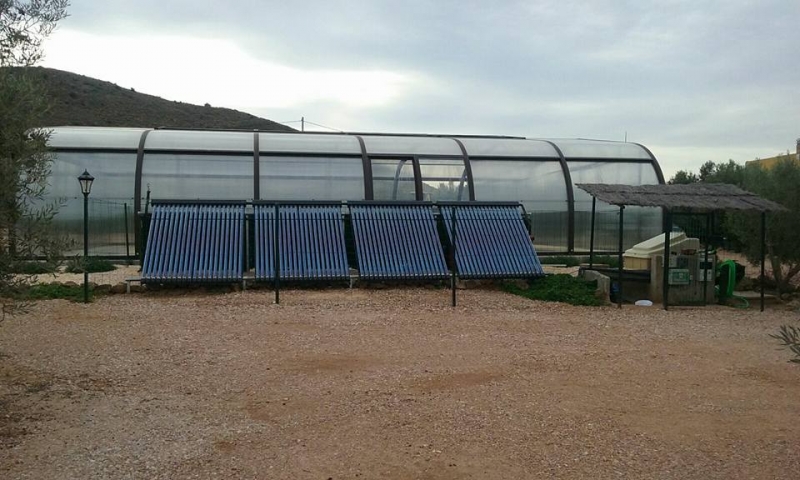 Instalacin solar trmica para calentamiento de piscina en Murcia