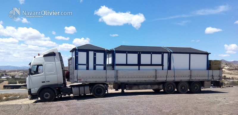 Chiringuito de madera desmontable. apto para transporte en carretera.