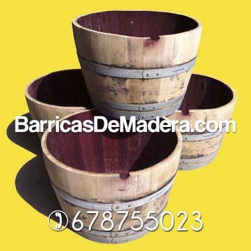 barricas de jardin o maceteros