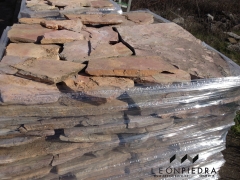Piedras irregular en stock piedra leon