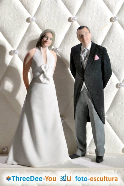 Figuras personalizadas para tarta de novios - ThreeDee-You Foto-Escultura 3d-u