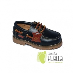 Zapato nautico en piel alta calidad colores azul y marron con velcro o cordones