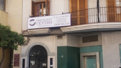 Fachada exterior de psicologia centro