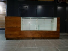 Mueble expositor para empresa.
